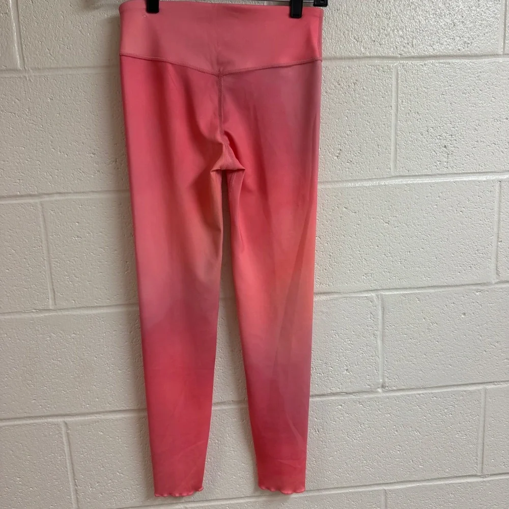 Nike Womens Ombre High Rise Activewear Leggings M Pink Lettuce Edge Yoga Tights